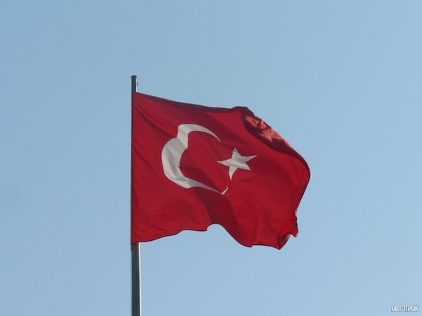 Из-за землетрясений часть турецких портов закрыты для грузоперевозок