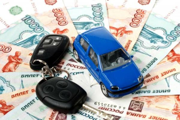 Российские автолюбители пожаловались на качество дорог, парковки и цены на топливо